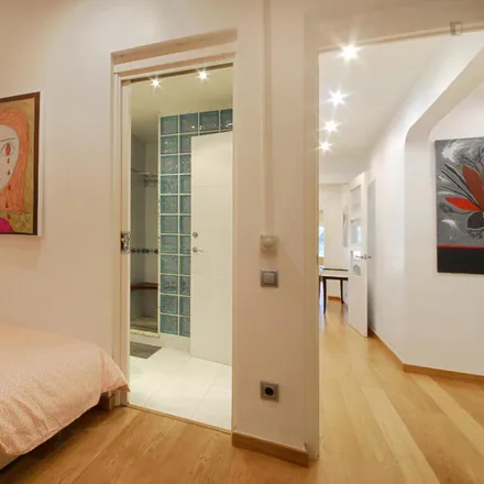 Rent this 2 bed apartment on Carrer de Ganduxer in 08021 Barcelona, Spain