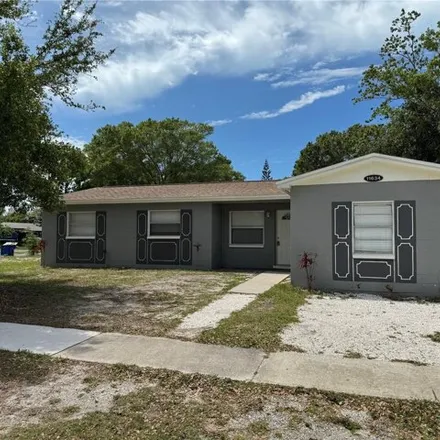 Buy this 5 bed house on 12720 116th Lane North in Ridgecrest, Pinellas County
