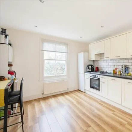 Image 4 - 140 Victoria Road, London, NW6 6NH, United Kingdom - Apartment for sale