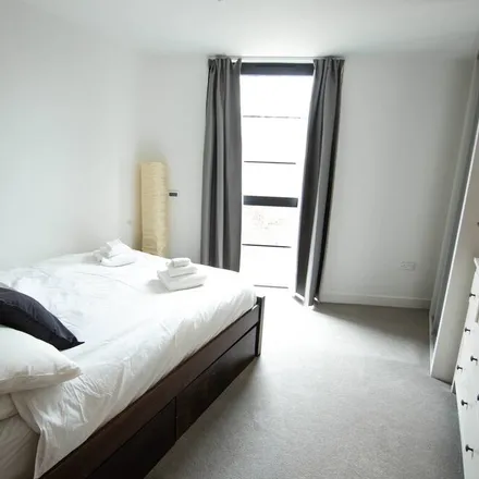 Rent this 2 bed apartment on London in E3 2AL, United Kingdom