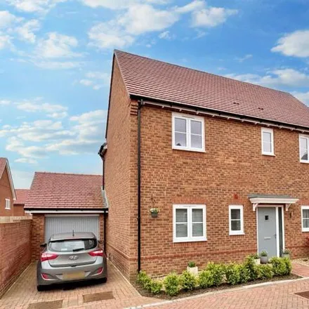 Buy this 3 bed house on Penny Close in Shrivenham, SN6 8GA