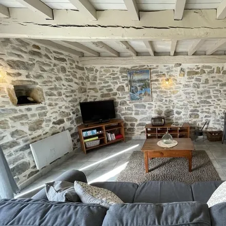 Rent this 2 bed house on Route des Bains in 64130 Ordiarp, France