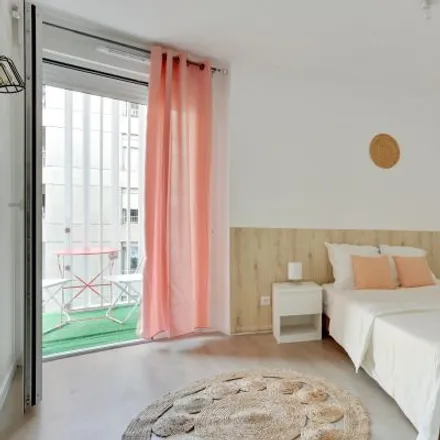 Image 9 - 280 Boulevard des Provinces Françaises, 92000 Nanterre, France - Apartment for rent