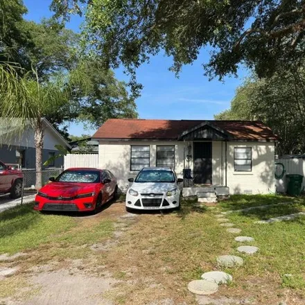 Buy this 2 bed house on 1741 East Juneau Street in Tampa, FL 33604
