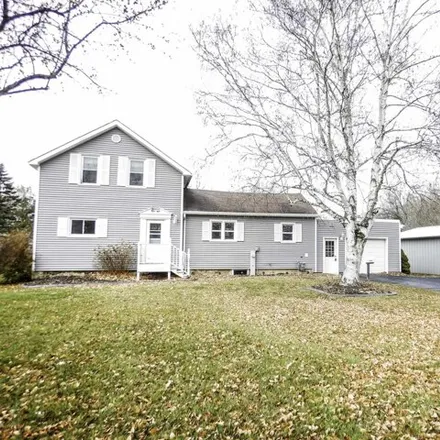Buy this 5 bed house on 1161 Lingelbach Place in Oconto, WI 54153