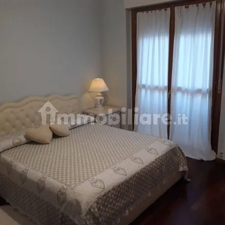 Image 7 - Viale Lombardia - Parcheggio supermercato, Viale Lombardia, 24068 Seriate BG, Italy - Apartment for rent