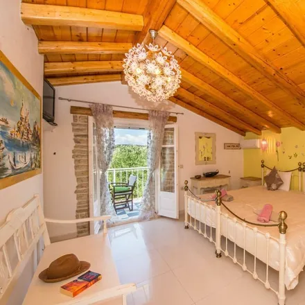 Rent this 3 bed house on Agia Aikaterini (Municipal Beach) in Kerkyras - Palaiokastritsas, Alykes Potamou