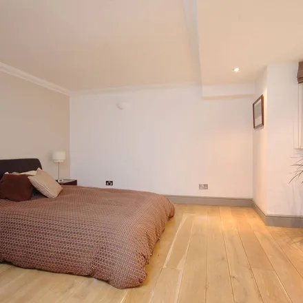 Rent this 2 bed apartment on 53 Kensington Court in London, W8 5DD