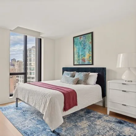 Image 7 - 160 East 22nd Street, New York, NY 10010, USA - Condo for sale