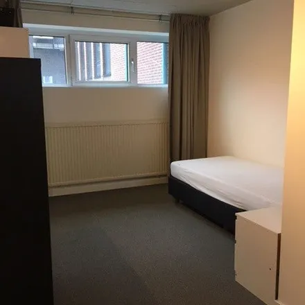Rent this 1 bed apartment on Geldropseweg 40 in 5611 SJ Eindhoven, Netherlands