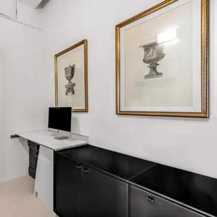 Image 5 - 310 E 46th St # 20ef, New York, 10017 - Apartment for sale