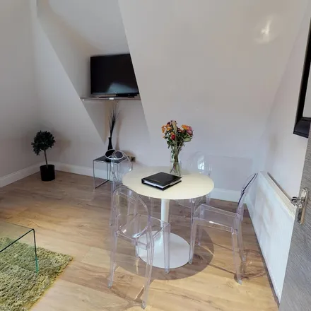 Rent this 2 bed apartment on Harrogate in HG1 1BT, United Kingdom