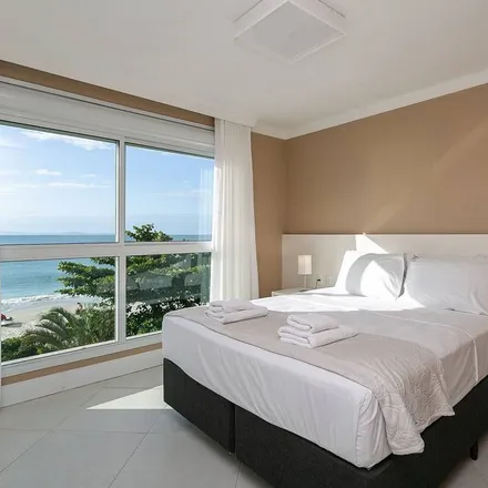 Rent this 3 bed apartment on Rodovia João Gualberto Soares in São João do Rio Vermelho, Florianópolis - SC
