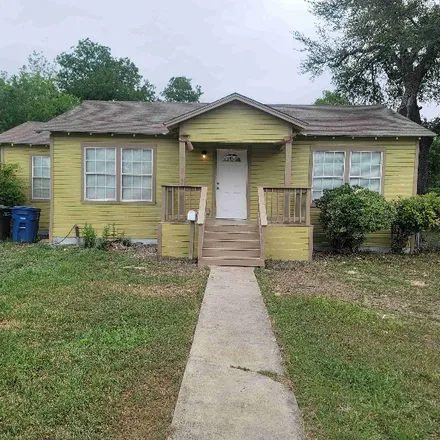 Rent this 3 bed house on 607 John Page