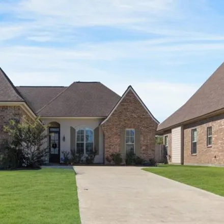 Buy this 3 bed house on 338 Capstone Crossing in Lafayette, LA 70506