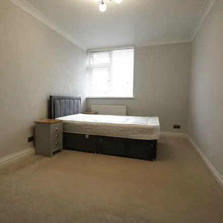 Image 5 - Bombay, Lodge Lane, Grays, RM17 5RY, United Kingdom - Room for rent