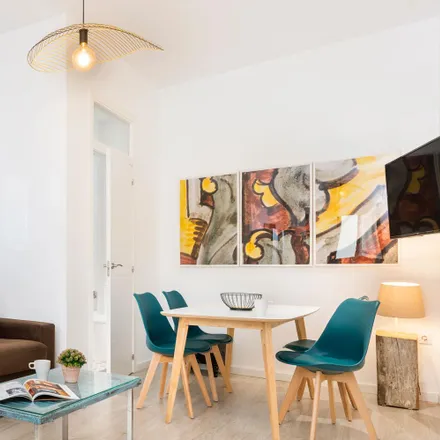 Rent this studio apartment on Iscariote in Calle Rafael Calvo, 41001 Seville