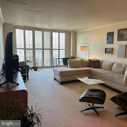 Image 3 - The Kenwood Condominium, 5101 River Road, Bethesda, MD 20816, USA - Apartment for rent