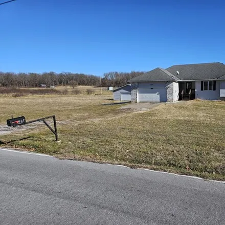 Buy this 3 bed house on 626 South Farm Road 89 in Greene County, MO 65802