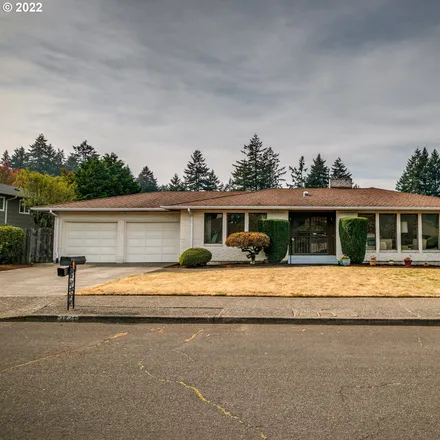 Buy this 5 bed house on 1221 Northeast 136th Avenue in Portland, OR 97230