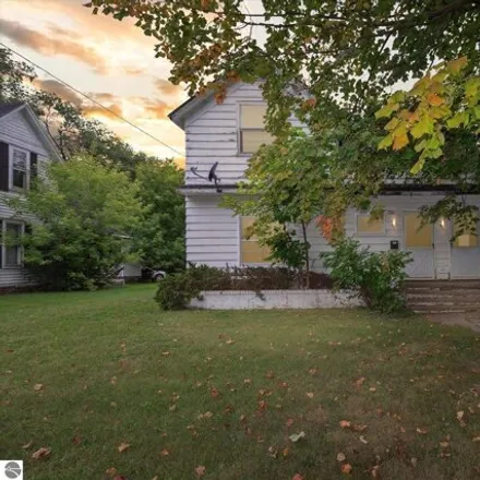 Image 2 - Alma College, 614 West Superior Street, Alma, MI 48801, USA - House for sale