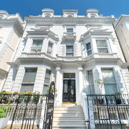 Buy this studio apartment on 71 Holland Park in London, W11 3RS