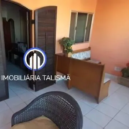 Buy this 3 bed house on Rua Ermelino José de Oliveira in Jardim Record, Taboão da Serra - SP
