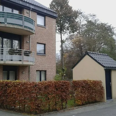 Rent this 3 bed apartment on Avenue Albert 1er in 1342 Ottignies-Louvain-la-Neuve, Belgium