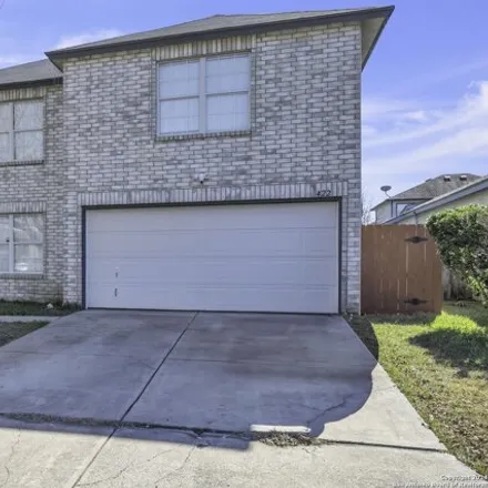 Rent this 4 bed house on 422 Centro Hermosa in San Antonio, TX 78245