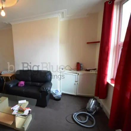 Rent this 4 bed townhouse on 183 Brudenell Street in Leeds, LS6 1EX