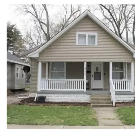 Buy this 2 bed house on 1455 South 21st Street in Terre Haute, IN 47803