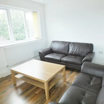 Image 3 - Simply Pizza, 201 Alfreton Road, Nottingham, NG7 3NW, United Kingdom - Apartment for rent