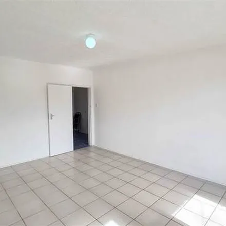 Image 3 - Las Palmas Flats, Vere Road, Southernwood, East London, 5213, South Africa - Apartment for rent