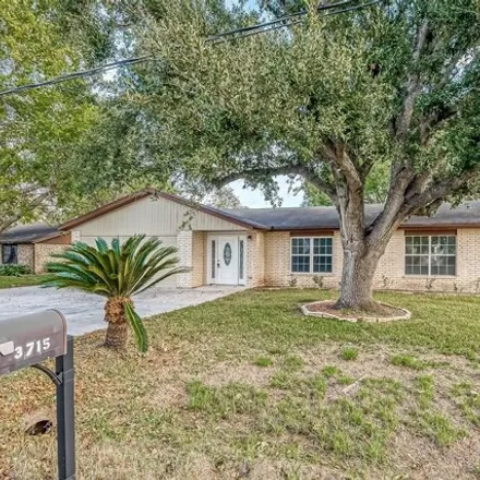 Buy this 3 bed house on 3867 Cline Road in Wharton, TX 77488