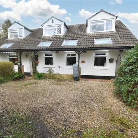 Buy this 4 bed house on Penlea Close in Bridgwater, Somerset