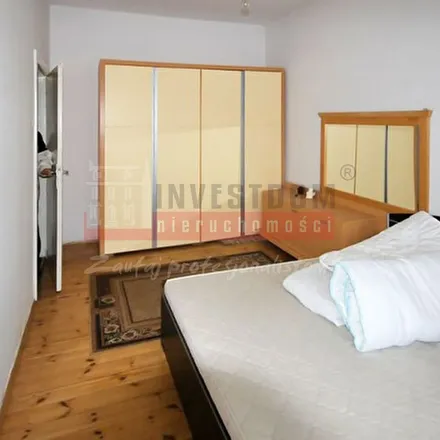 Rent this 3 bed apartment on Władysława Reymonta 13 in 45-065 Opole, Poland