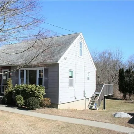 Rent this 3 bed house on 132 Niles Hill Road in Waterford, CT 06385