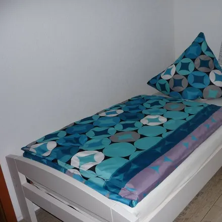 Rent this 3 bed duplex on 35110 Frankenau