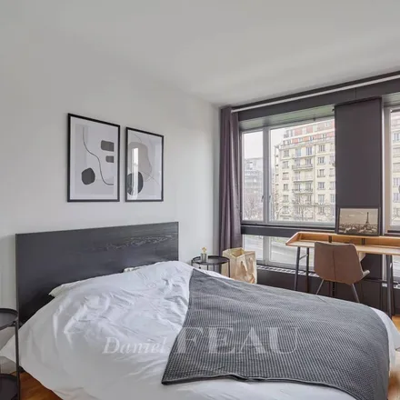 Rent this 4 bed apartment on Mairie du 15e Arrondissement in Rue Péclet, 75015 Paris