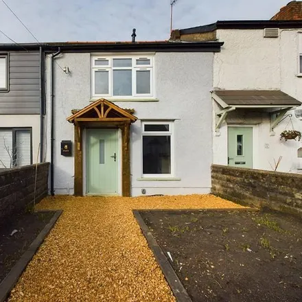 Rent this 3 bed townhouse on Ty'n Y Parc Road in Cardiff, CF14 6BP