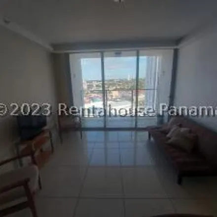 Rent this 3 bed apartment on UvaCafe Panadería in Avenida Central España, 0801