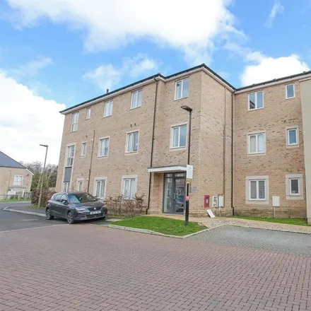 Rent this 1 bed apartment on Clifton Close in Bicester, OX26 6GQ