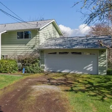 Buy this 3 bed house on 10100 Southwest 140th Street in Cedarhurst, King County