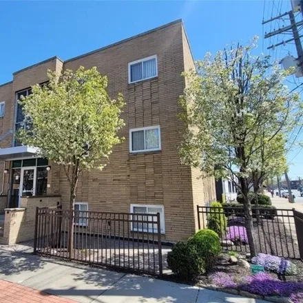 Rent this 1 bed apartment on Lakewood Community Care Center in 2019 Woodward Avenue, Lakewood