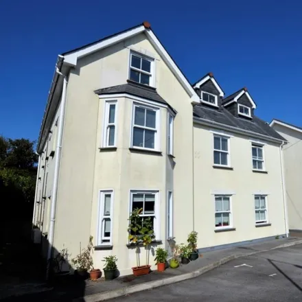 Rent this 2 bed apartment on Alexandra Road in St. Austell, PL25 4QL