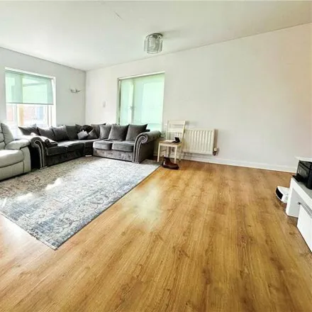 Image 2 - Simplicity Lane, Harlow, CM17 9JZ, United Kingdom - Apartment for sale
