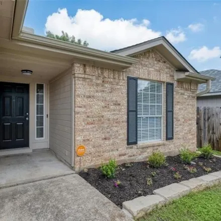 Image 4 - 1842 Rusty Nail Loop, Round Rock, TX 78681, USA - House for sale