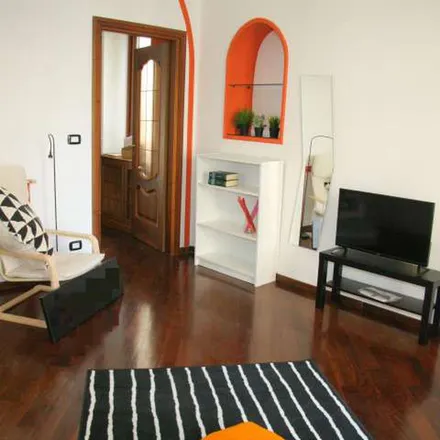 Rent this 9 bed apartment on Parrocchia Santa Rosa da Lima in Via Bardonecchia, 85