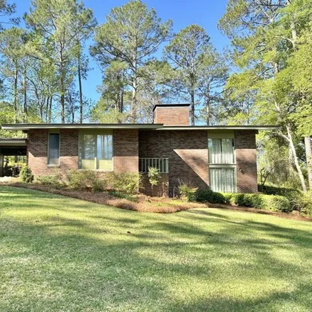 Buy this 3 bed house on 5353 Forest Lake Road in Eastman, GA 31023