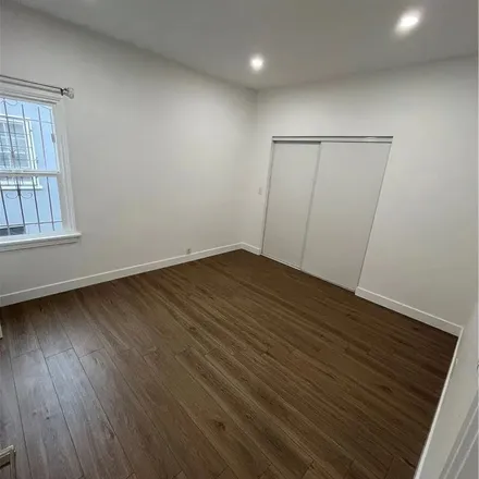 Image 7 - 2086 West 64th Street, Los Angeles, CA 90047, USA - Apartment for rent